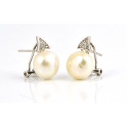 Colgante de oro amarillo niña