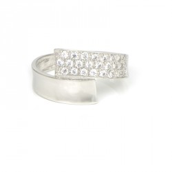 Anillo oro blanco 18 kilates circonitas