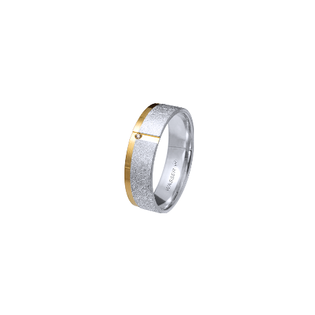 Alianza de oro bicolor con diamante