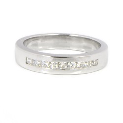 Anell de 9 diamants en or blanc