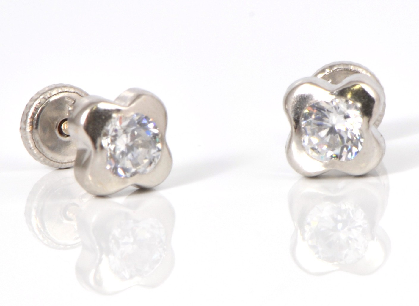 Pendientes de oro con circonitas