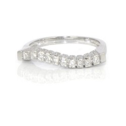 Anell or 18 Kts or blanc i diamants