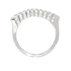 Anell or 18 Kts or blanc i diamants