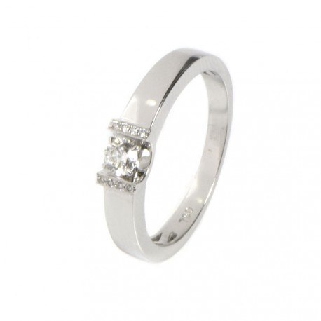 Anell or blanc 18 quirats i diamants