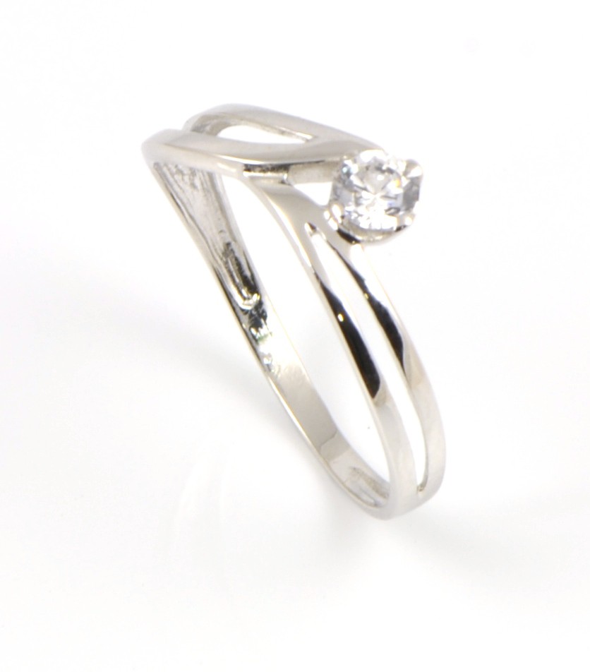 Anillo de compromiso oro blanco 18 kts y circonita