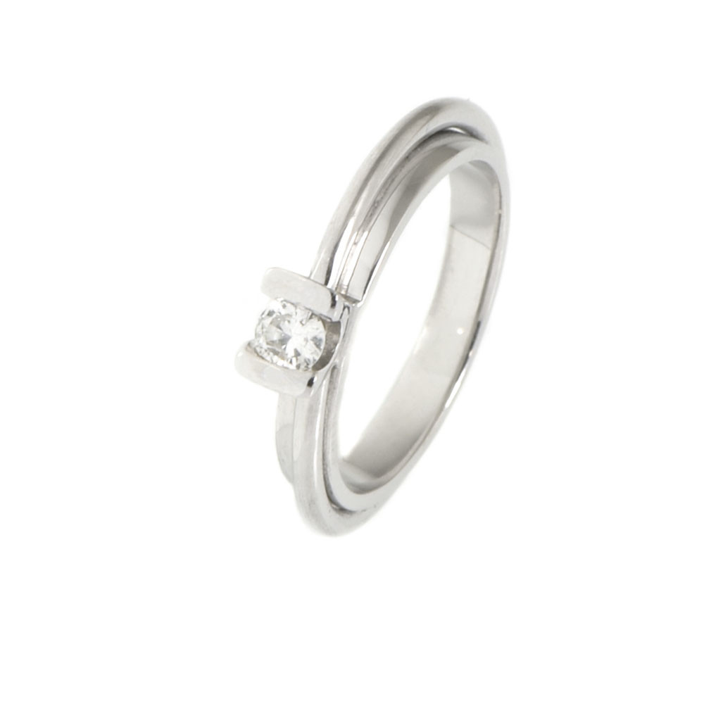Anillo oro blanco 18 kilates y diamante