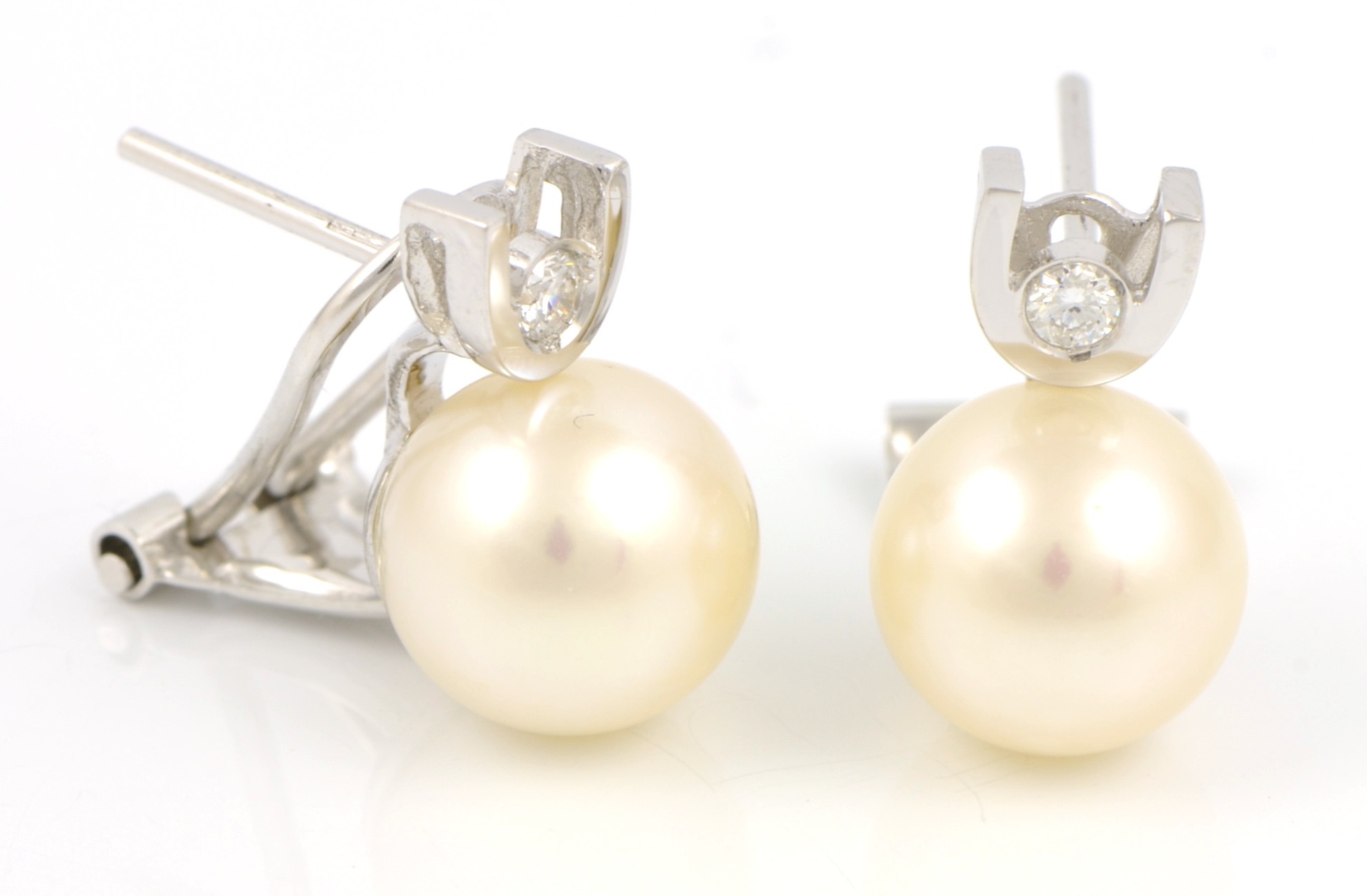 Pendientes oro 18 kts con perla y diamante