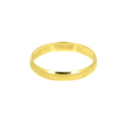Alianza de oro amarillo